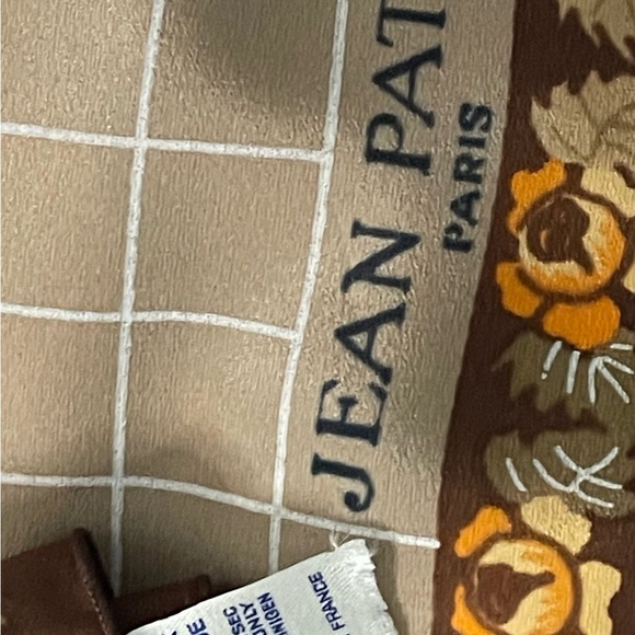 Vintage Jean Patou Silk Scarf 27 In Sq Excellent Condition - Picture 3 of 10